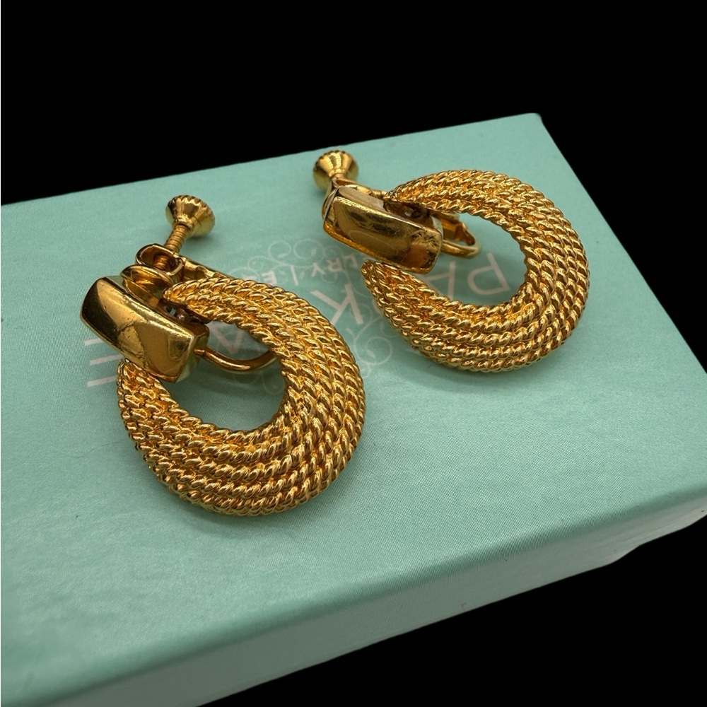 Vintage Napier Twisted Gold-Tone Door Knocker Screw Back Clip-on Earrings